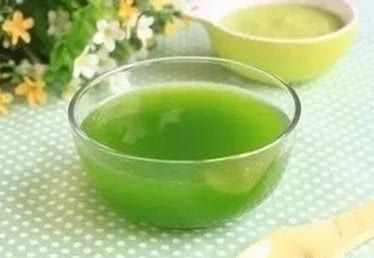 4个宝宝可以吃辅食吗？3款4个月大宝宝辅食推荐，简单易学